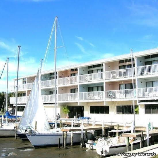 الشقق الفندقية سيدر كيفي  Cedar Cove Beach And Yacht Club المظهر الخارجي الصورة