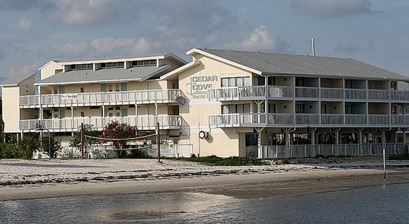 الشقق الفندقية سيدر كيفي  Cedar Cove Beach And Yacht Club المظهر الخارجي الصورة
